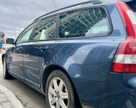 Синий Вольво В50, объемом двигателя 1.8 л и пробегом 230 тыс. км за 5900 $, фото 10 на Automoto.ua