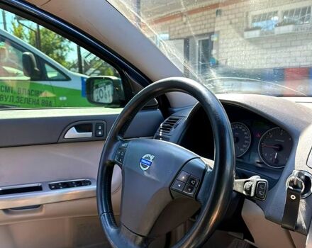 Синий Вольво В50, объемом двигателя 2 л и пробегом 360 тыс. км за 4500 $, фото 3 на Automoto.ua