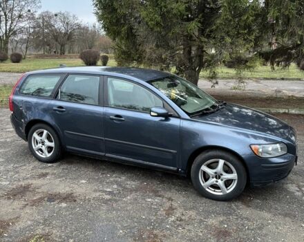 Синий Вольво В50, объемом двигателя 2 л и пробегом 300 тыс. км за 2350 $, фото 3 на Automoto.ua