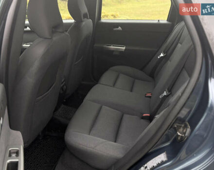 Синий Вольво В50, объемом двигателя 1.6 л и пробегом 312 тыс. км за 4750 $, фото 17 на Automoto.ua