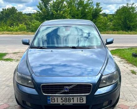 Синий Вольво В50, объемом двигателя 2 л и пробегом 360 тыс. км за 4500 $, фото 1 на Automoto.ua