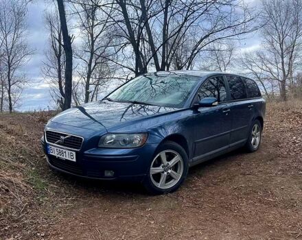 Синий Вольво В50, объемом двигателя 2 л и пробегом 360 тыс. км за 4500 $, фото 2 на Automoto.ua
