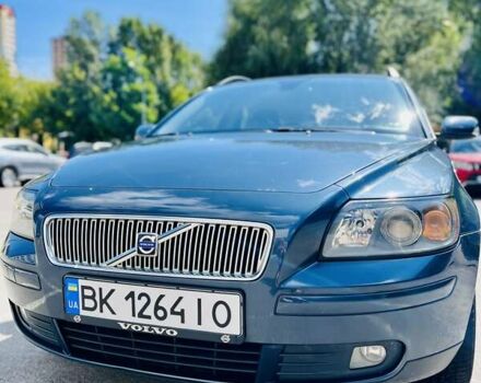 Вольво В50 2006 в Киеве на Automoto.ua Синий Вольво В50, объемом двигателя 1.8 л и пробегом 230 тыс. км за 5250 $, фото 2 на Automoto.ua