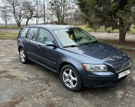 Синий Вольво В50, объемом двигателя 2 л и пробегом 300 тыс. км за 2350 $, фото 2 на Automoto.ua