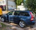 Синий Вольво В50, объемом двигателя 2.4 л и пробегом 307 тыс. км за 3400 $, фото 3 на Automoto.ua