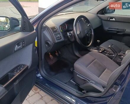 Синій Вольво V50, об'ємом двигуна 1.6 л та пробігом 233 тис. км за 5000 $, фото 12 на Automoto.ua