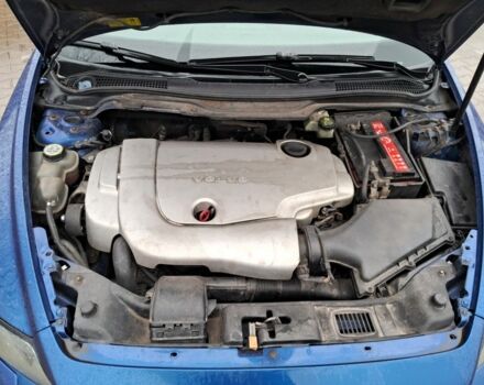 Синий Вольво В50, объемом двигателя 2.4 л и пробегом 283 тыс. км за 6950 $, фото 7 на Automoto.ua