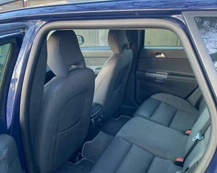 Синий Вольво В50, объемом двигателя 1.56 л и пробегом 415 тыс. км за 6499 $, фото 5 на Automoto.ua