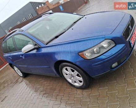 Синий Вольво В50, объемом двигателя 2.4 л и пробегом 283 тыс. км за 8700 $, фото 11 на Automoto.ua