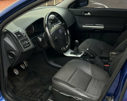 Синій Вольво V50, об'ємом двигуна 2 л та пробігом 344 тис. км за 7499 $, фото 19 на Automoto.ua