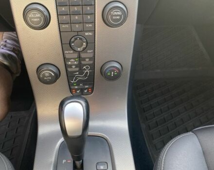 Синий Вольво В50, объемом двигателя 2.4 л и пробегом 364 тыс. км за 7000 $, фото 1 на Automoto.ua