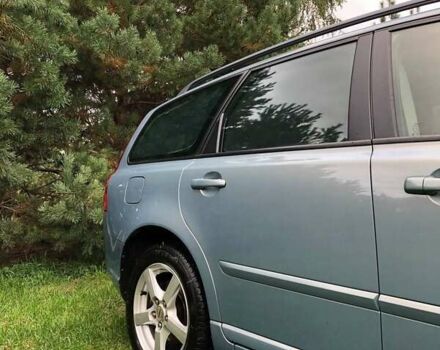 Синий Вольво В50, объемом двигателя 2 л и пробегом 288 тыс. км за 7300 $, фото 5 на Automoto.ua