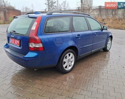 Синий Вольво В50, объемом двигателя 2.4 л и пробегом 283 тыс. км за 8700 $, фото 9 на Automoto.ua