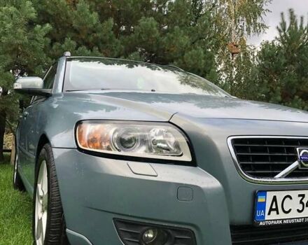 Синий Вольво В50, объемом двигателя 2 л и пробегом 288 тыс. км за 7300 $, фото 2 на Automoto.ua