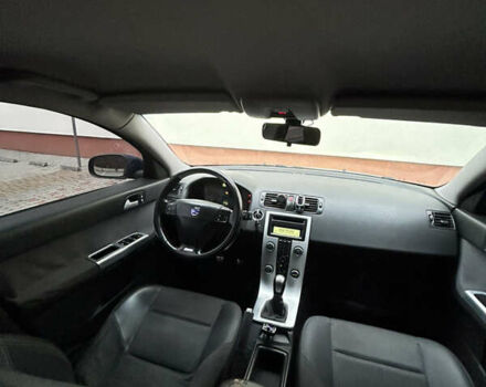 Синій Вольво V50, об'ємом двигуна 2 л та пробігом 344 тис. км за 7499 $, фото 29 на Automoto.ua