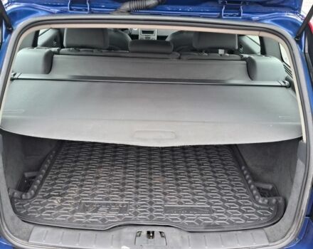 Синий Вольво В50, объемом двигателя 2.4 л и пробегом 283 тыс. км за 6950 $, фото 6 на Automoto.ua