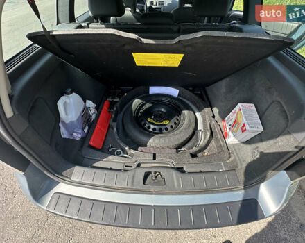 Синій Вольво V50, об'ємом двигуна 1.8 л та пробігом 207 тис. км за 5500 $, фото 18 на Automoto.ua