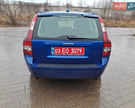 Синий Вольво В50, объемом двигателя 2.4 л и пробегом 283 тыс. км за 8700 $, фото 8 на Automoto.ua