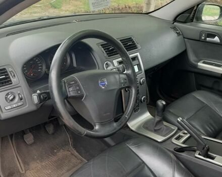 Синий Вольво В50, объемом двигателя 2 л и пробегом 330 тыс. км за 7000 $, фото 3 на Automoto.ua