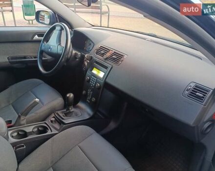 Синій Вольво V50, об'ємом двигуна 1.6 л та пробігом 233 тис. км за 5000 $, фото 14 на Automoto.ua