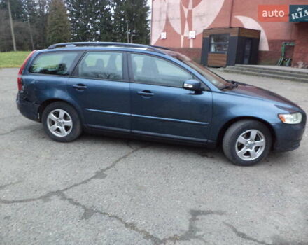 Синий Вольво В50, объемом двигателя 0 л и пробегом 265 тыс. км за 2500 $, фото 5 на Automoto.ua