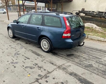 Синий Вольво В50, объемом двигателя 2 л и пробегом 354 тыс. км за 2900 $, фото 5 на Automoto.ua