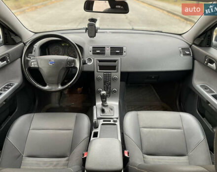 Синий Вольво В50, объемом двигателя 1.6 л и пробегом 227 тыс. км за 6900 $, фото 20 на Automoto.ua