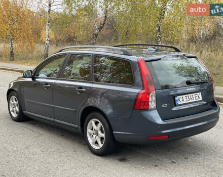 Синий Вольво В50, объемом двигателя 1.6 л и пробегом 227 тыс. км за 6900 $, фото 4 на Automoto.ua