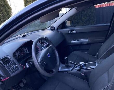 Вольво В50 2008 в Горохов на Automoto.ua Синий Вольво В50, объемом двигателя 1.56 л и пробегом 270 тыс. км за 5800 $, фото 1 на Automoto.ua