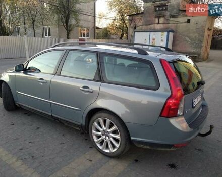 Синий Вольво В50, объемом двигателя 2 л и пробегом 310 тыс. км за 5100 $, фото 3 на Automoto.ua