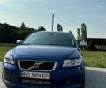 Синий Вольво В50, объемом двигателя 2.4 л и пробегом 257 тыс. км за 8000 $, фото 3 на Automoto.ua