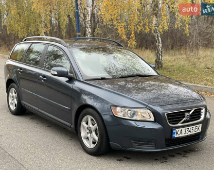 Синий Вольво В50, объемом двигателя 1.6 л и пробегом 227 тыс. км за 6900 $, фото 1 на Automoto.ua