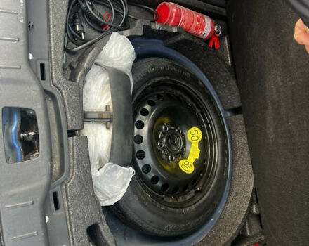 Синій Вольво V50, об'ємом двигуна 1.8 л та пробігом 348 тис. км за 5300 $, фото 7 на Automoto.ua