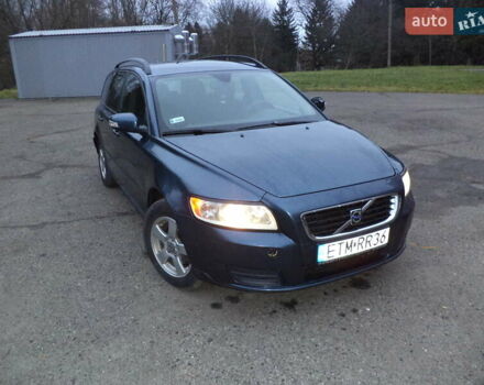 Синий Вольво В50, объемом двигателя 0 л и пробегом 265 тыс. км за 2500 $, фото 2 на Automoto.ua