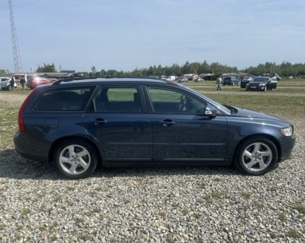 Вольво В50 2009 в Калуше на Automoto.ua Синий Вольво В50, объемом двигателя 1.6 л и пробегом 228 тыс. км за 6800 $, фото 2 на Automoto.ua