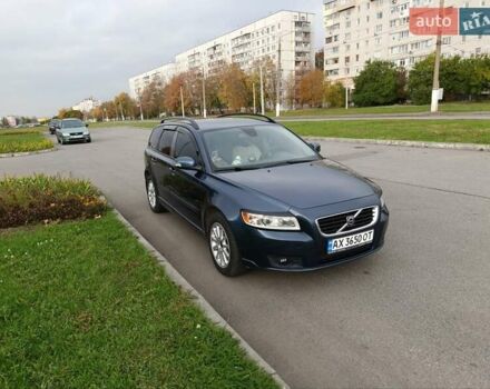 Синий Вольво В50, объемом двигателя 2 л и пробегом 234 тыс. км за 8300 $, фото 2 на Automoto.ua