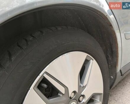 Синий Вольво В50, объемом двигателя 1.6 л и пробегом 301 тыс. км за 6300 $, фото 26 на Automoto.ua