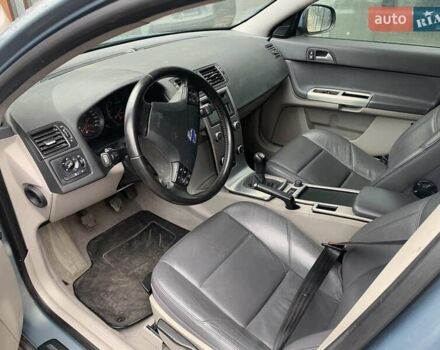 Вольво В50 2009 в Стрые на Automoto.ua Синий Вольво В50, объемом двигателя 1.6 л и пробегом 230 тыс. км за 6200 $, фото 2 на Automoto.ua