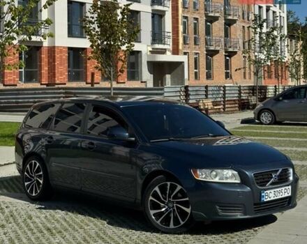 Синий Вольво В50, объемом двигателя 1.6 л и пробегом 260 тыс. км за 8300 $, фото 3 на Automoto.ua