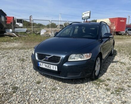 Вольво В50 2009 в Калуше на Automoto.ua Синий Вольво В50, объемом двигателя 1.6 л и пробегом 228 тыс. км за 6800 $, фото 1 на Automoto.ua