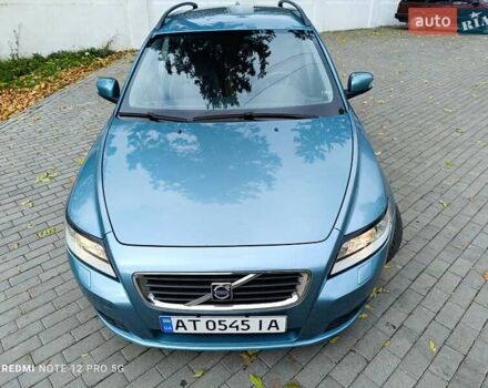 Синий Вольво В50, объемом двигателя 1.6 л и пробегом 260 тыс. км за 5000 $, фото 4 на Automoto.ua