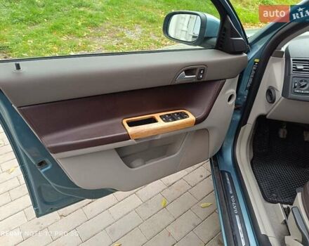 Синий Вольво В50, объемом двигателя 1.6 л и пробегом 260 тыс. км за 5000 $, фото 12 на Automoto.ua