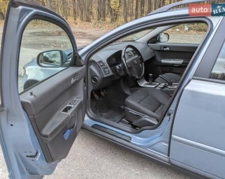 Синий Вольво В50, объемом двигателя 1.6 л и пробегом 301 тыс. км за 6300 $, фото 11 на Automoto.ua