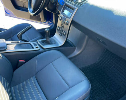 Синий Вольво В50, объемом двигателя 1.56 л и пробегом 291 тыс. км за 7000 $, фото 16 на Automoto.ua