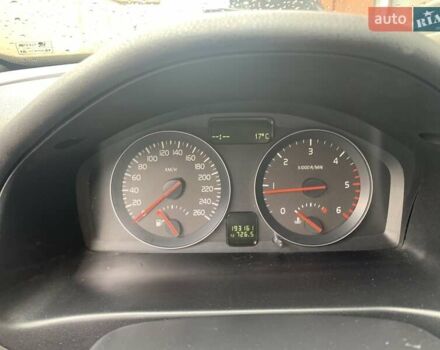 Вольво В50 2009 в Стрые на Automoto.ua Синий Вольво В50, объемом двигателя 1.6 л и пробегом 230 тыс. км за 6200 $, фото 4 на Automoto.ua