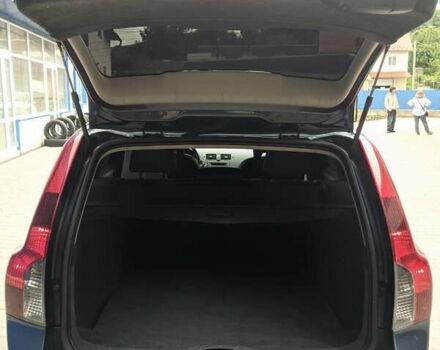 Синий Вольво В50, объемом двигателя 1.56 л и пробегом 267 тыс. км за 6900 $, фото 5 на Automoto.ua