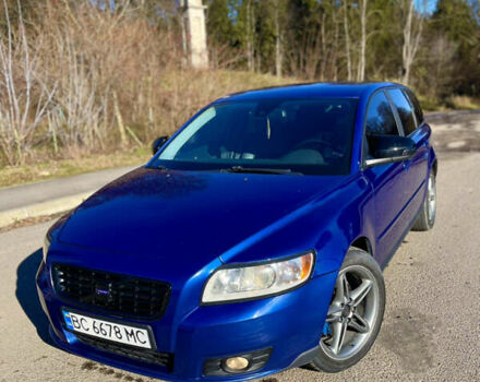 Синий Вольво В50, объемом двигателя 1.56 л и пробегом 291 тыс. км за 7000 $, фото 4 на Automoto.ua