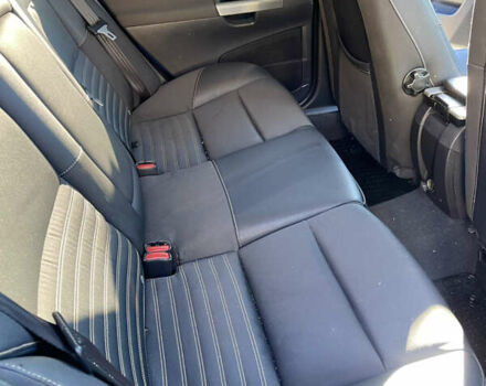 Синий Вольво В50, объемом двигателя 1.56 л и пробегом 291 тыс. км за 7000 $, фото 18 на Automoto.ua