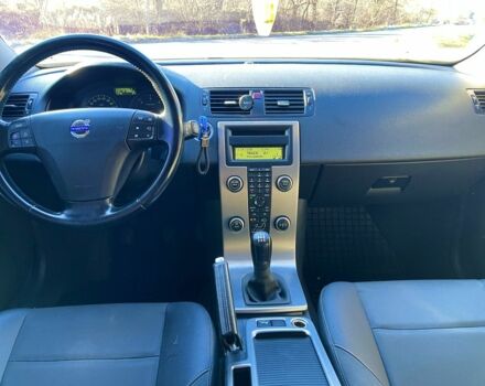 Синий Вольво В50, объемом двигателя 1.6 л и пробегом 291 тыс. км за 7000 $, фото 7 на Automoto.ua