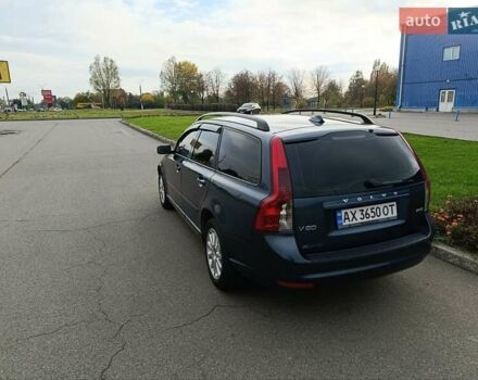 Синий Вольво В50, объемом двигателя 2 л и пробегом 234 тыс. км за 8300 $, фото 4 на Automoto.ua